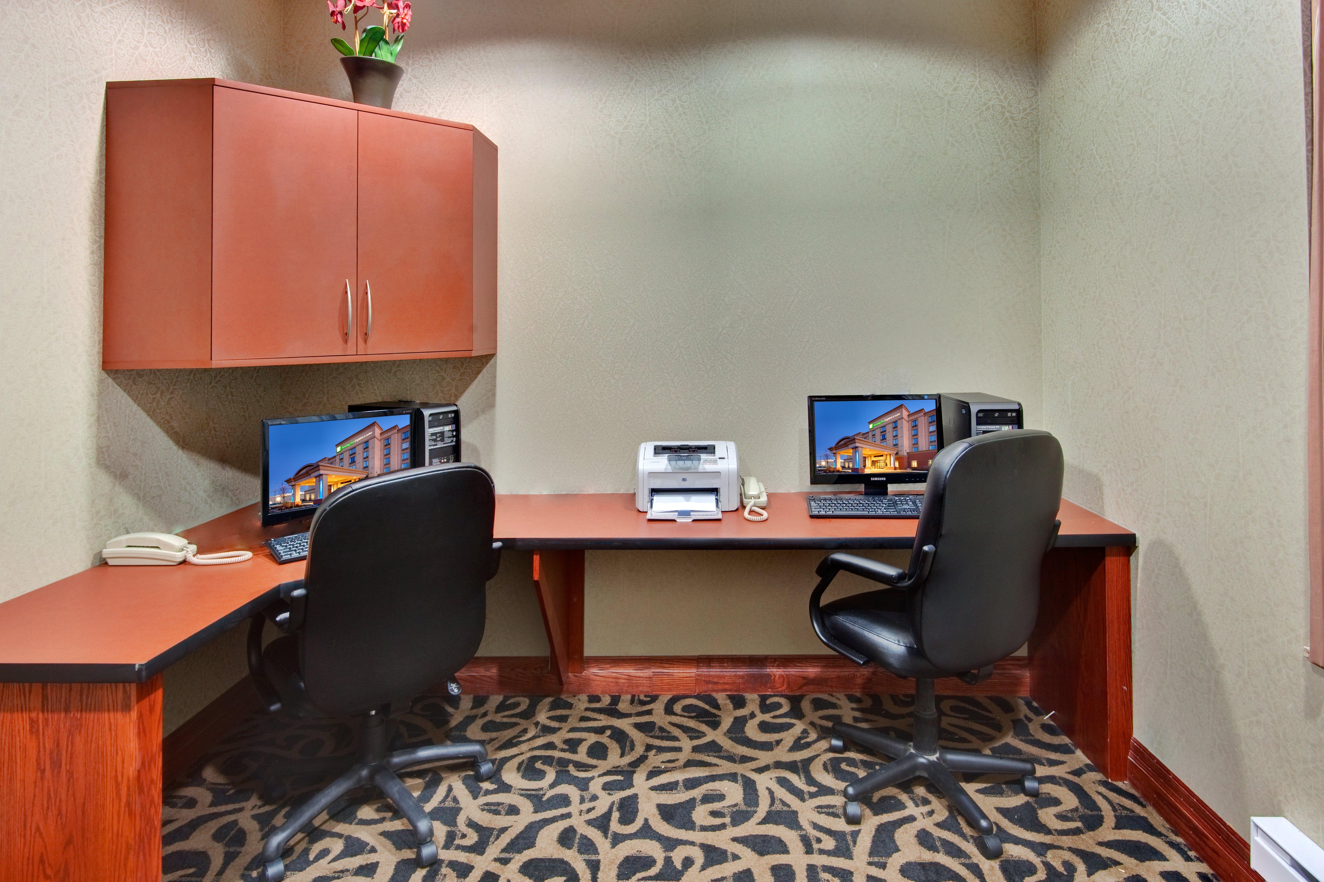 Newmarket Hotel And Suites Екстер'єр фото